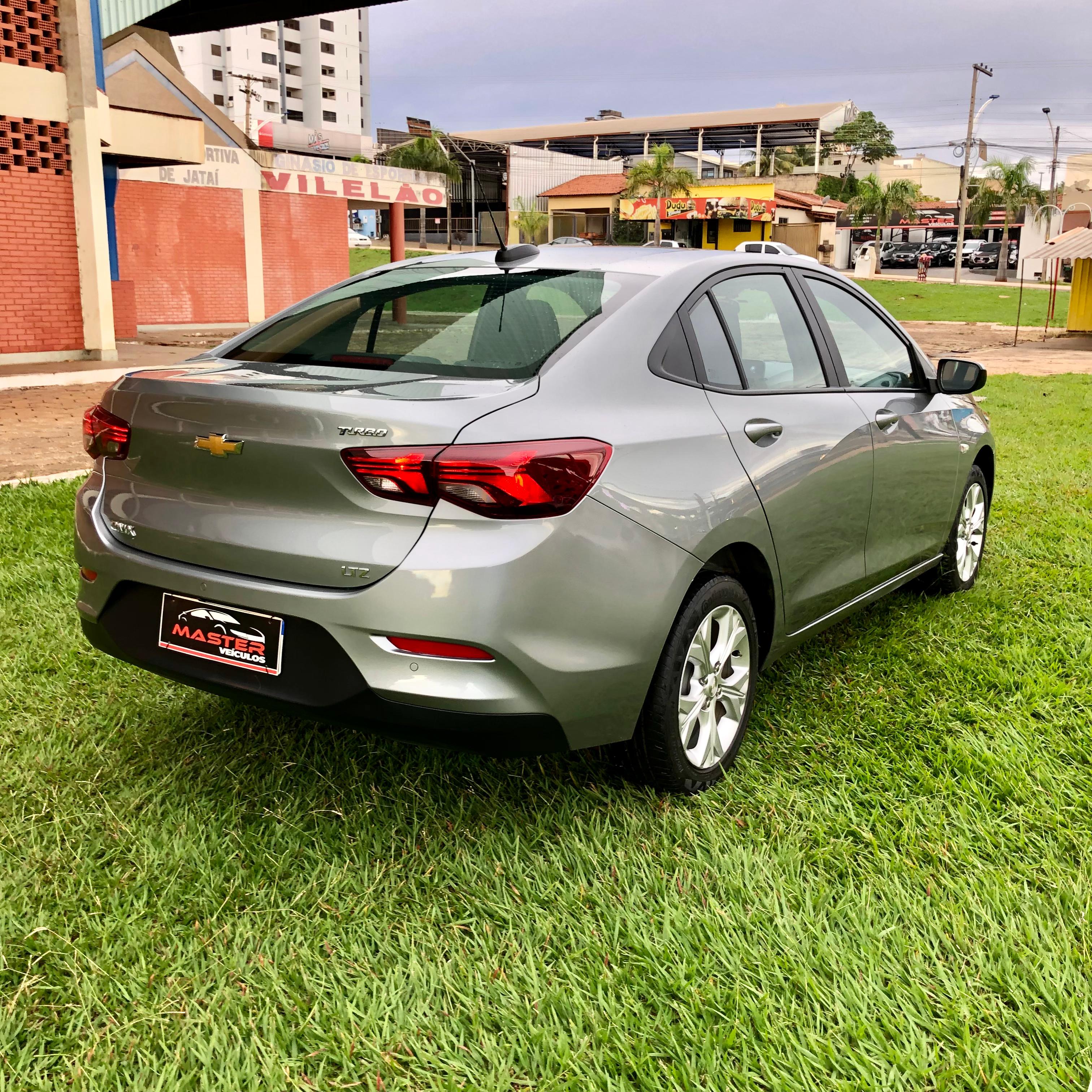 CHEVROLET ONIX PLUS LTZ - Miniatura 3