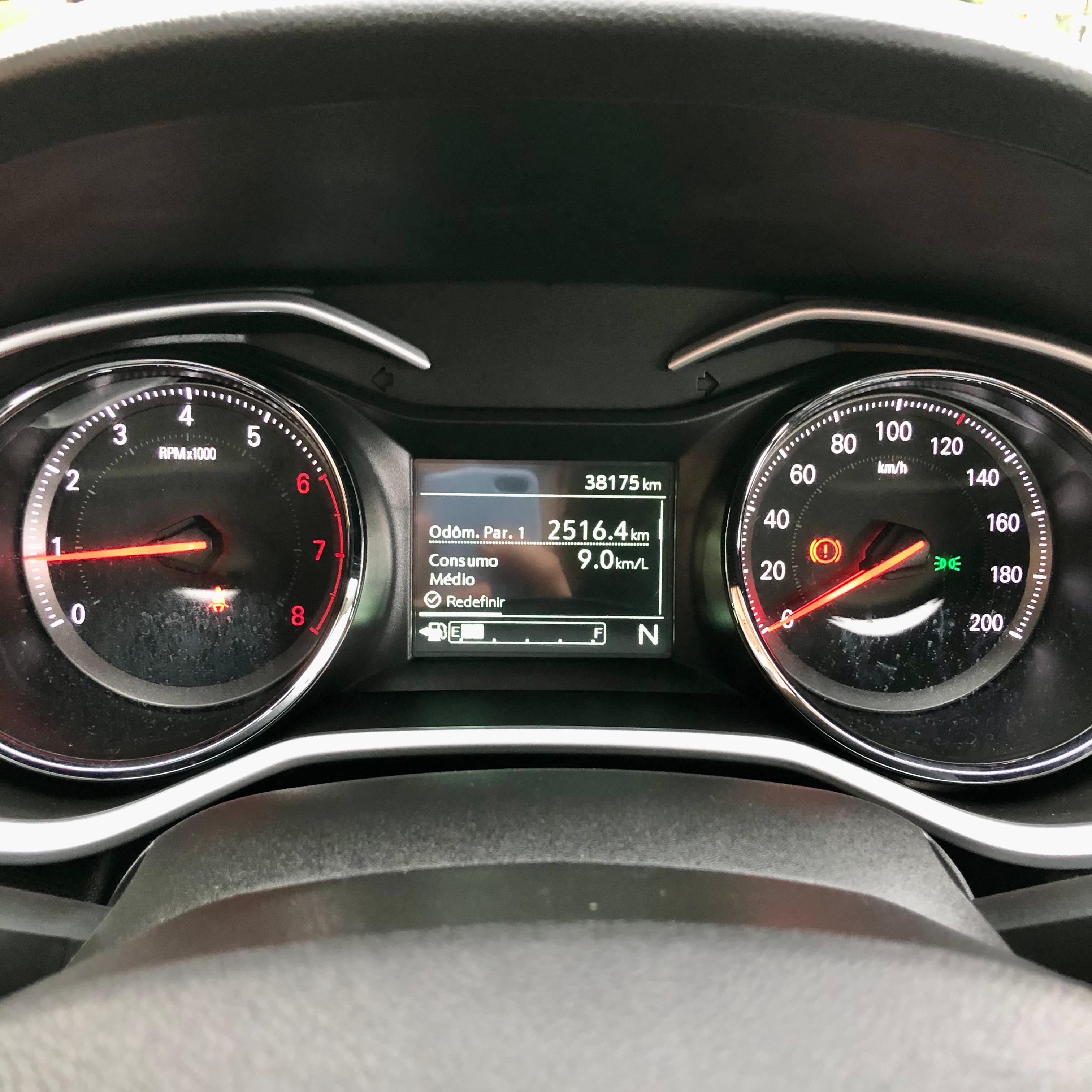 CHEVROLET ONIX PLUS LTZ - Miniatura 8