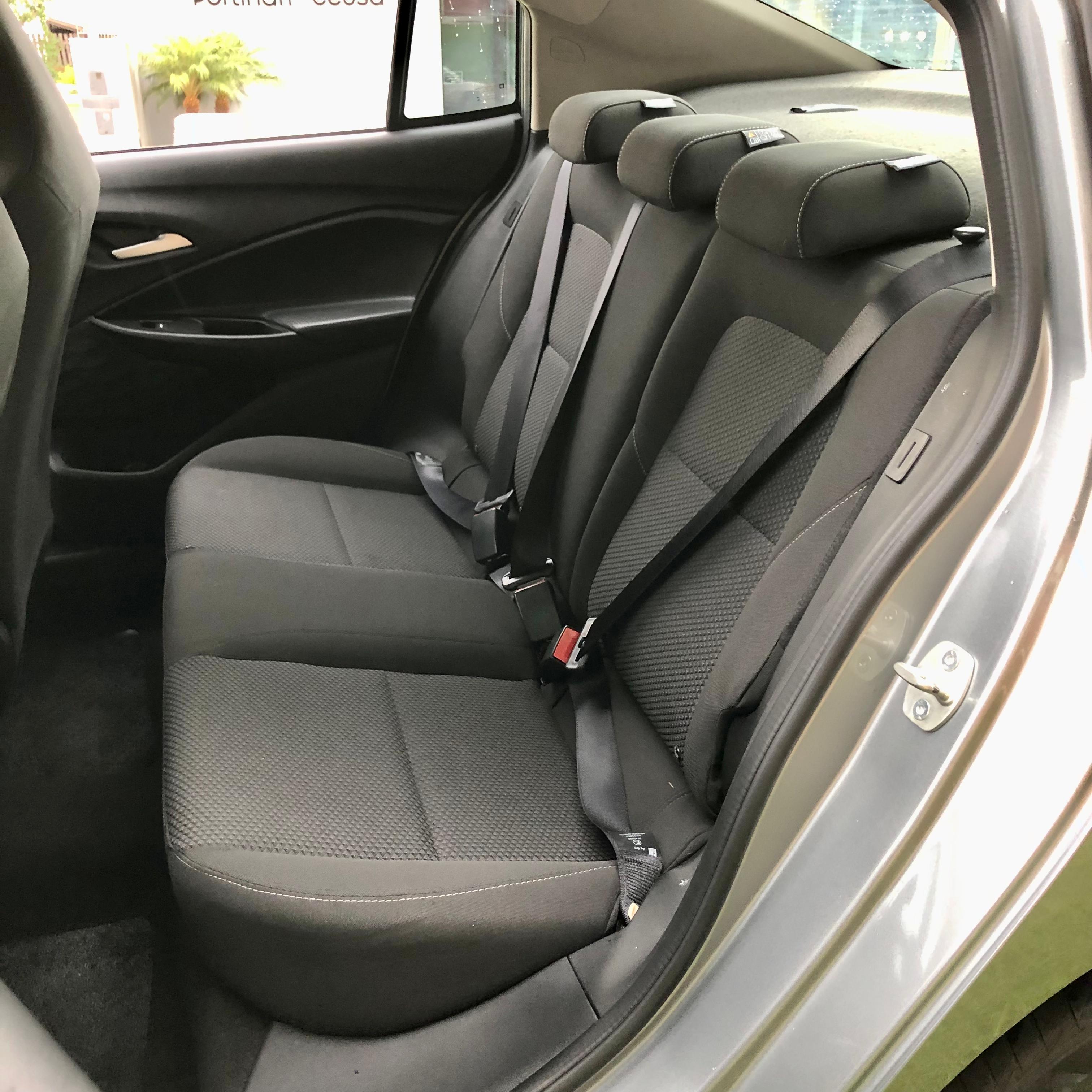 CHEVROLET ONIX PLUS LTZ - Miniatura 9