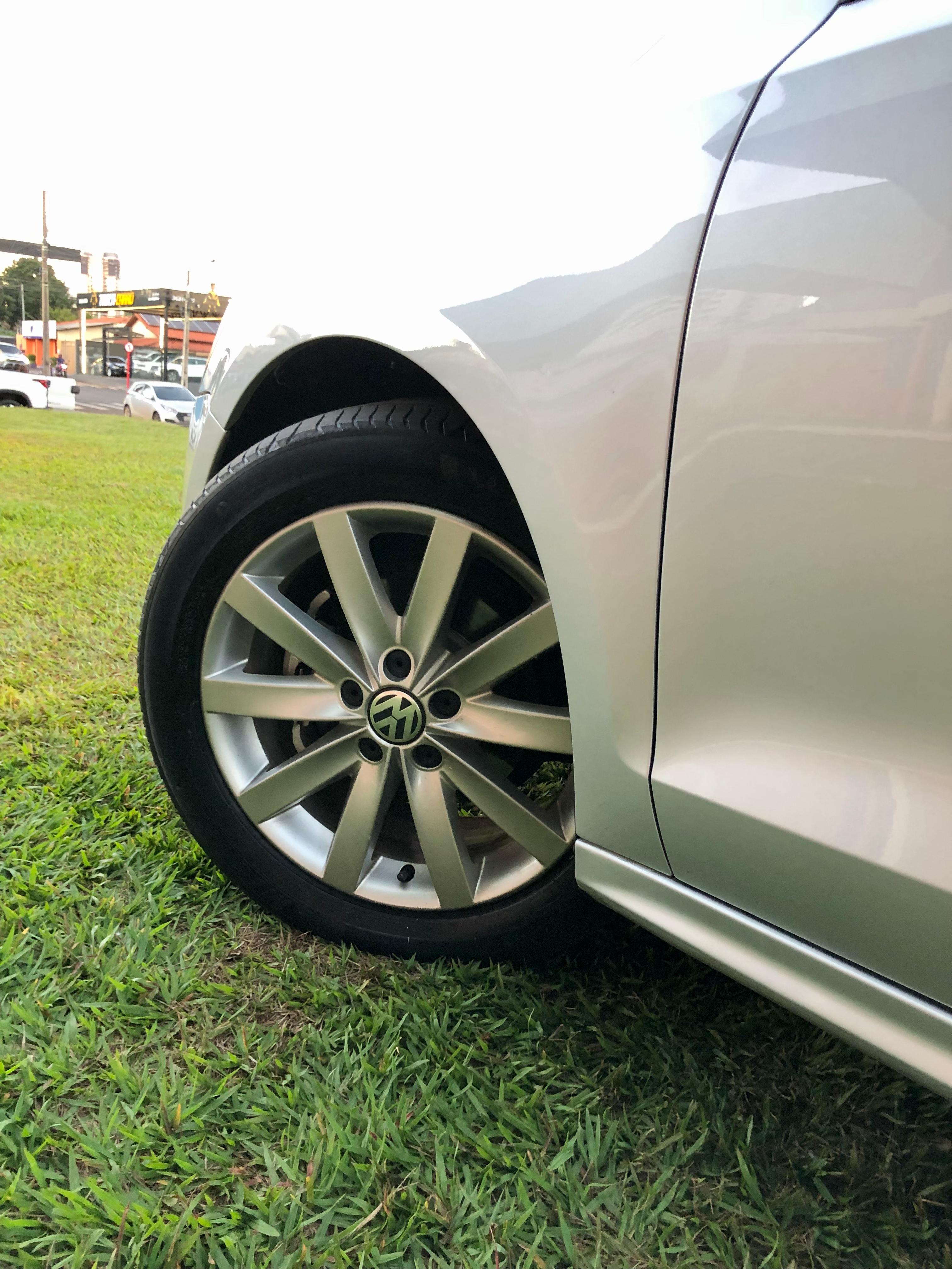 VOLKSWAGEN  JETTA CONFORTLINE - Miniatura 7