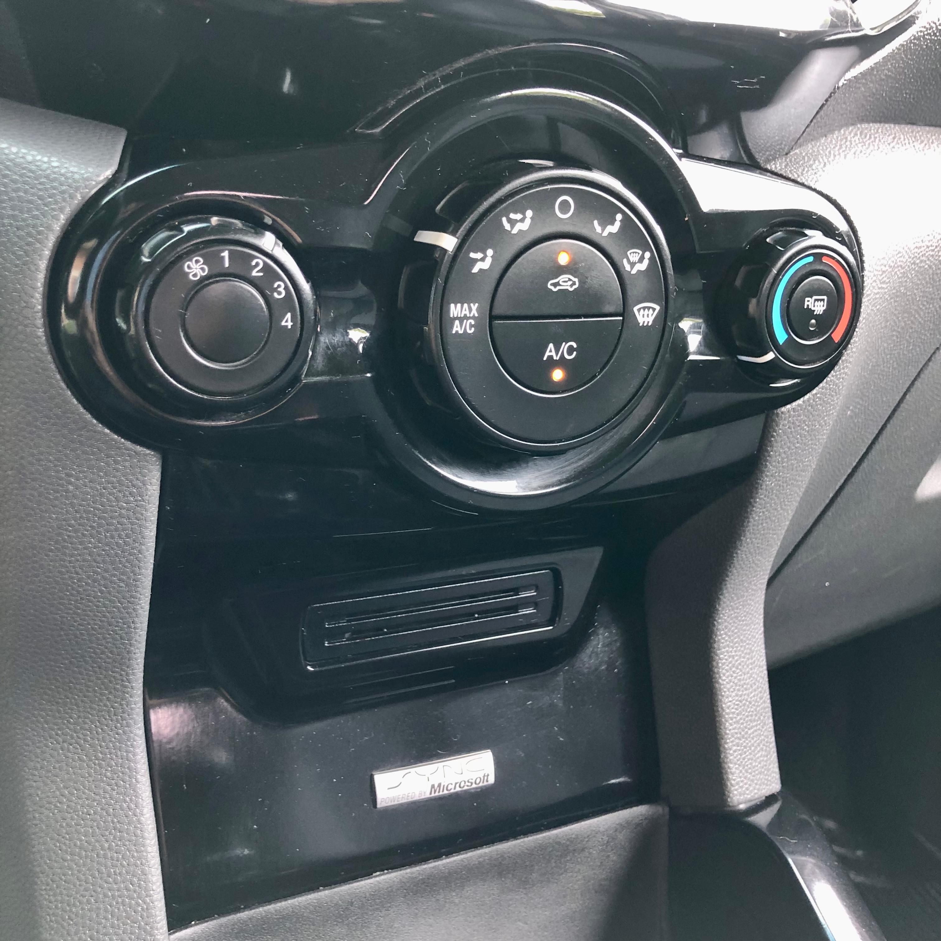 FORD  ECO SPORT FREESTYLE - Miniatura 15