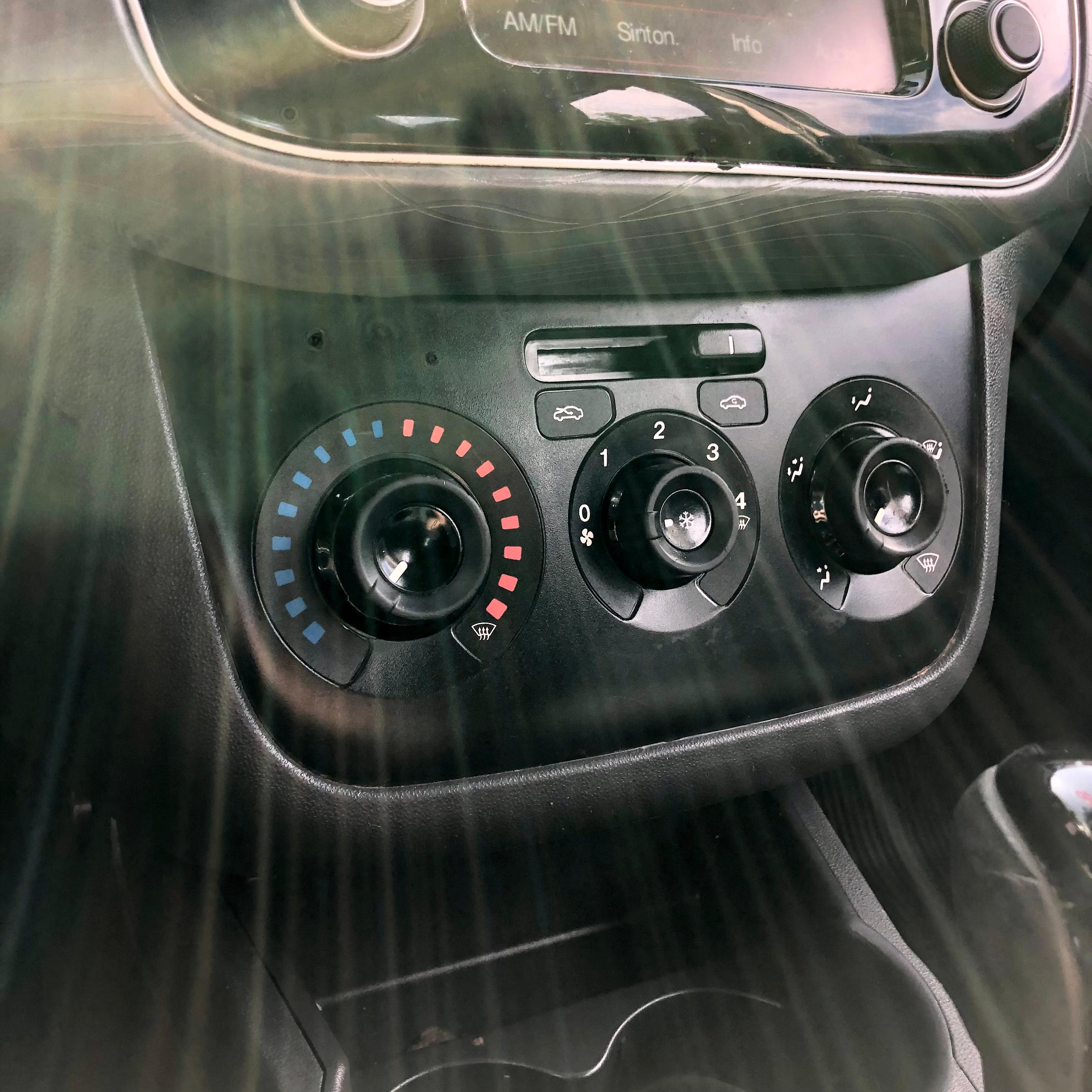 FIAT  PUNTO ESSENCE SP - Miniatura 12