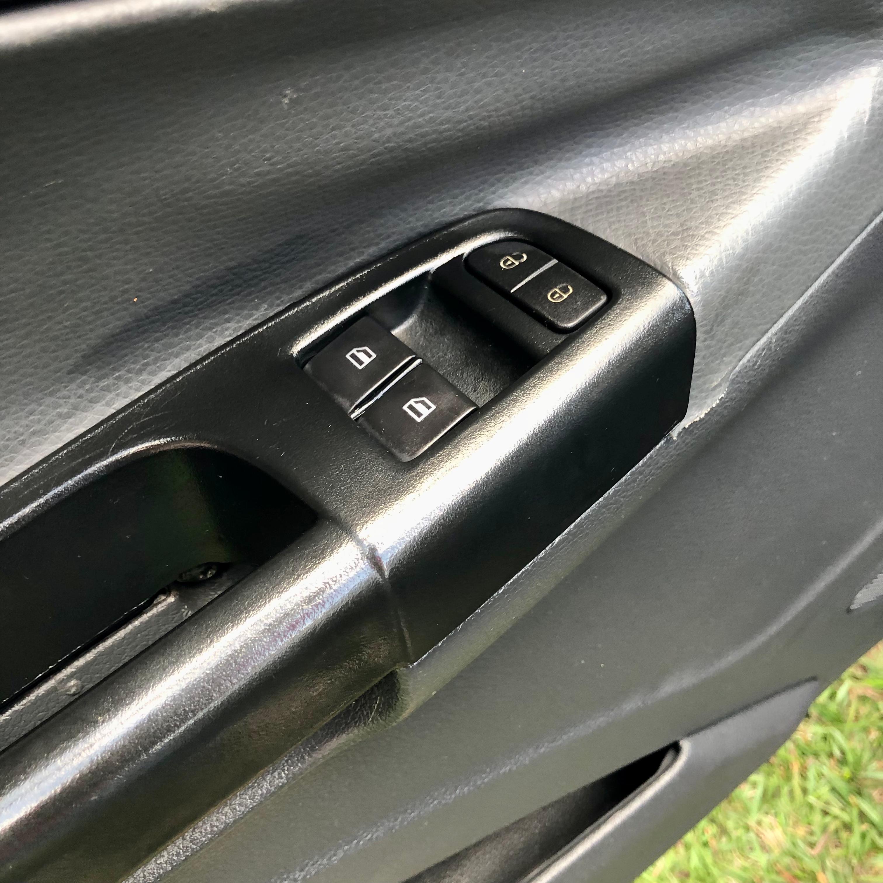 VOLKSWAGEN  GOL  - Miniatura 8